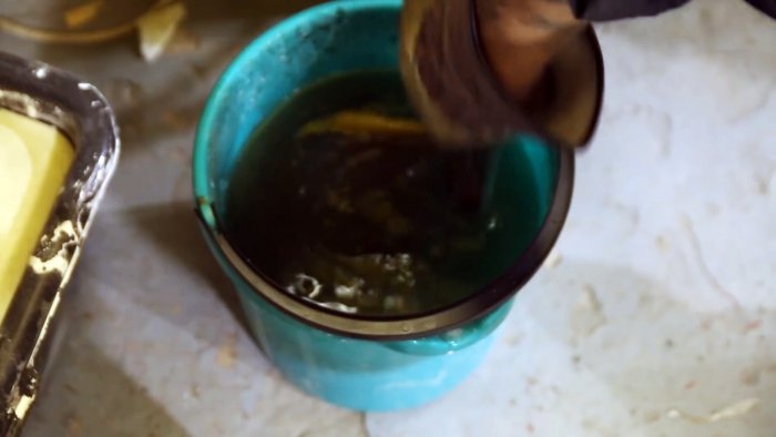 Старинный способ сделать из мягкой стали твердую