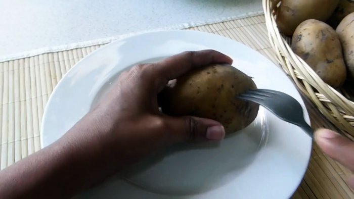 Я покажу как сделать гарнир из настоящей картошки быстрее чем заварить бпшку