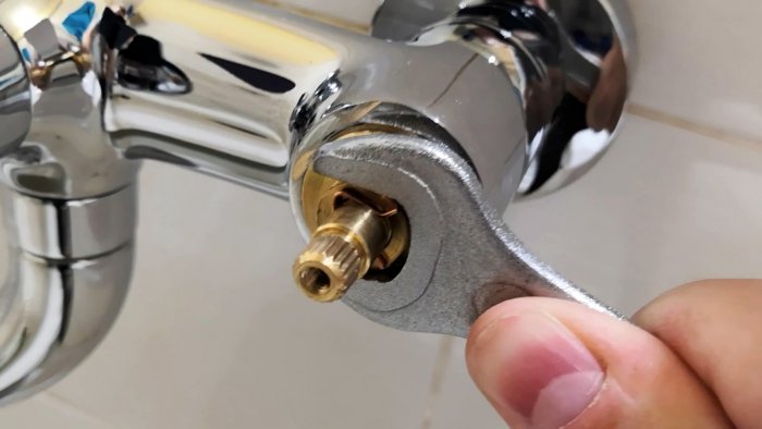 100 способ выкрутить прикипевшую намертво кран-буксу