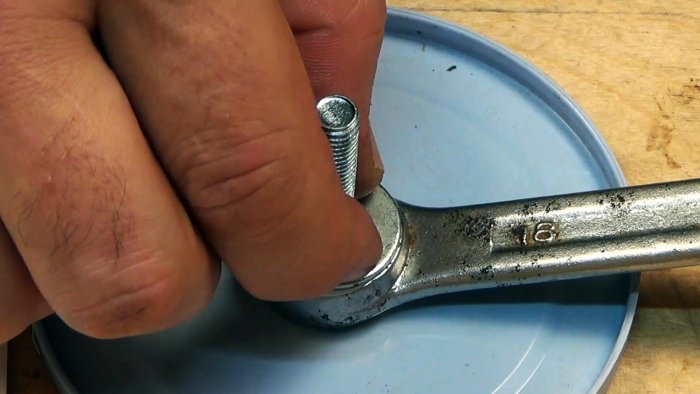 Быстрее и проще инструкции как сделать болт барашек уже не будет