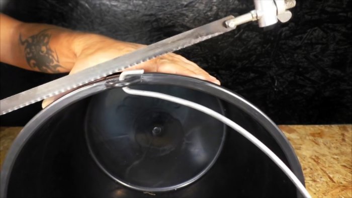 Из люка стиралки можно сделать полезную вещь для мастерской