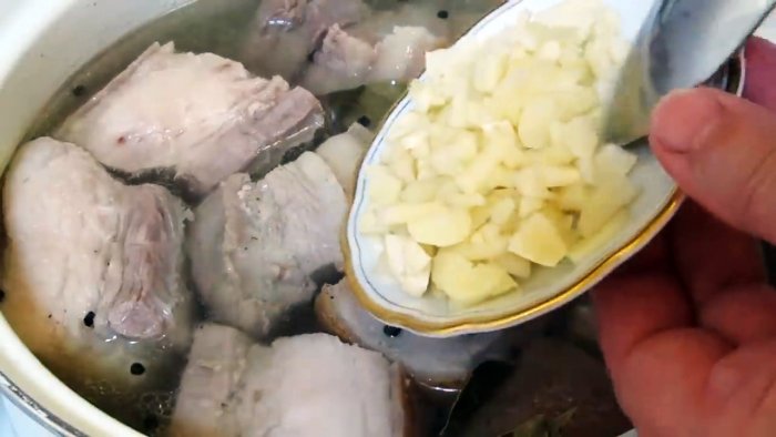 Невероятно быстрая засолка сала к вечернему столу уже будет готово