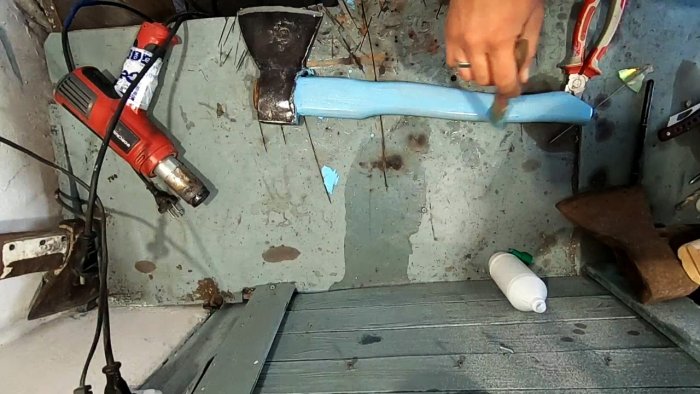 Теперь топор больше никогда не слетит