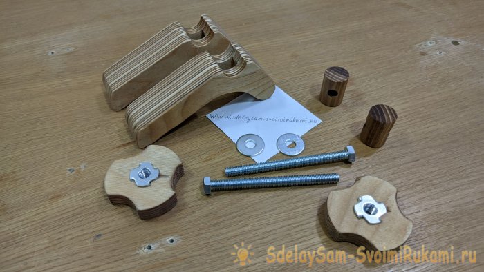 Удобный прижим для Т-трека из фанеры своими руками