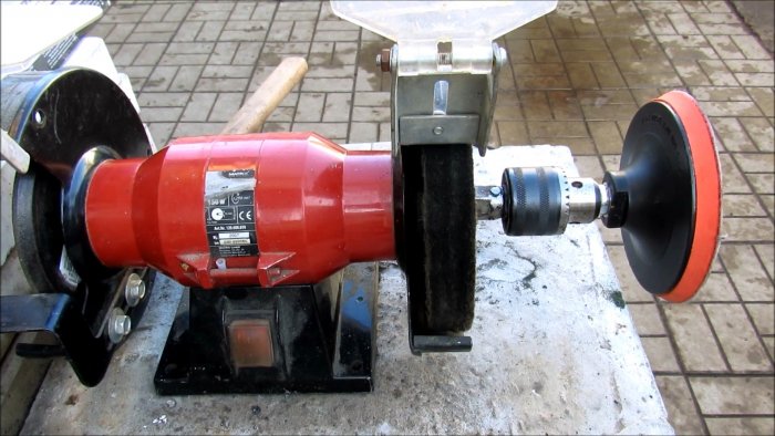 Как поставить зажимной патрон на вал наждака без токарки