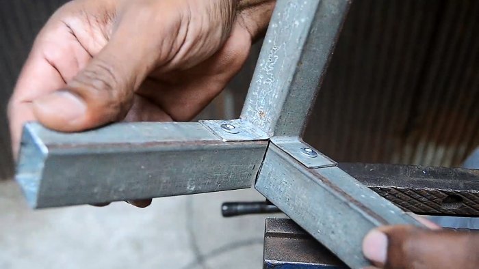 Соединения трех профильных труб без сварки под 90 градусов в угол