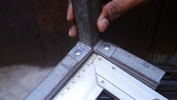 Соединения трех профильных труб без сварки под 90 градусов в угол