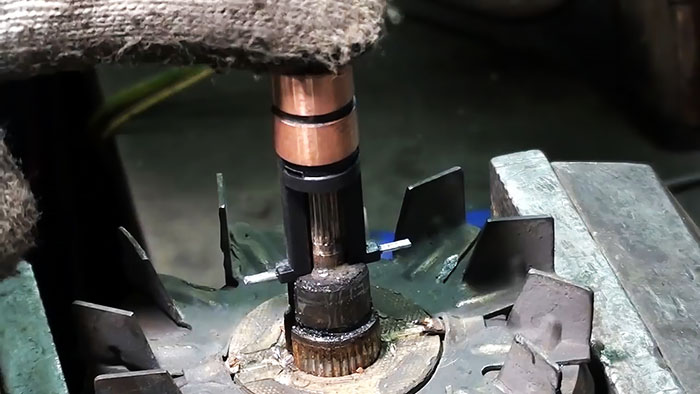 Как заменить токосъемные кольца ротора генератора