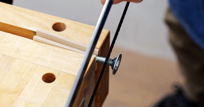 Как сделать пистолет для герметика под шуруповерт и делать ремонт комфортно