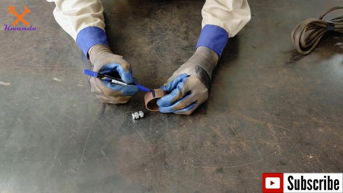 Как из роликовой цепи сделать сверлильную стойку для ручной дрели