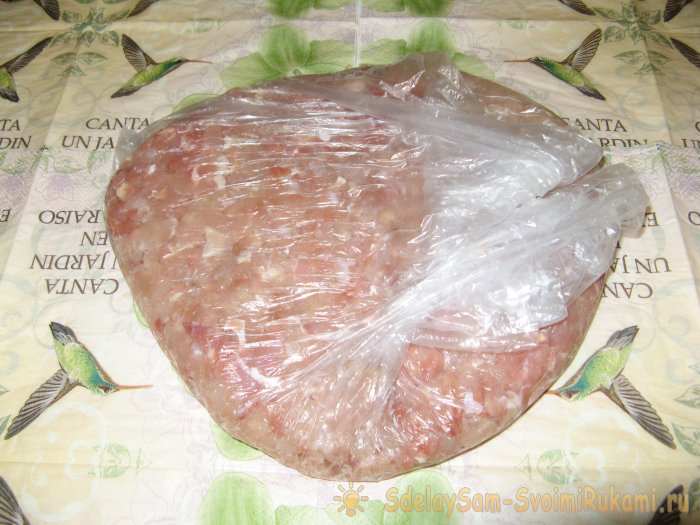 Как приготовить вкусную ветчину из птицы дома и забыть про вредные колбасы