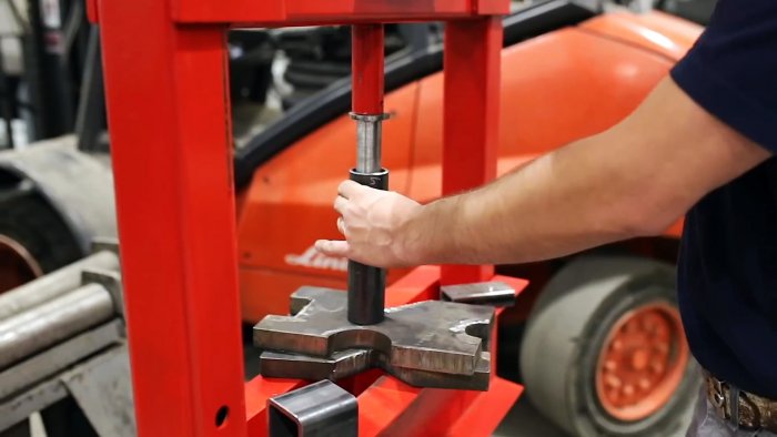 Как удалить шов внутри круглой трубы