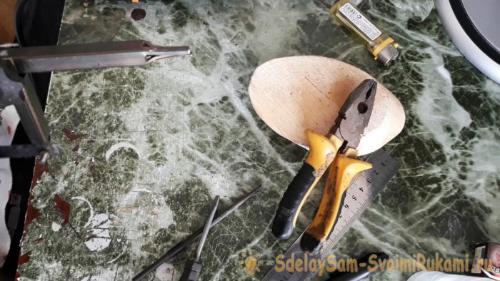 Как сделать мини ножовку по металлу для работы в труднодоступных местах