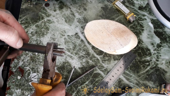 Как сделать мини ножовку по металлу для работы в труднодоступных местах