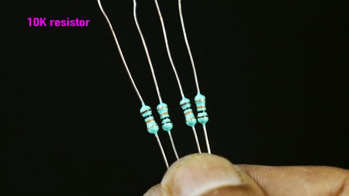 Как сделать простейшую хаотичную мигалку на любое количество светодиодов