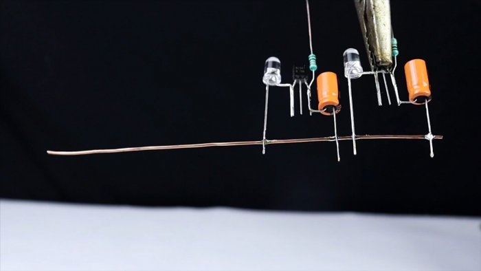 Как сделать простейшую хаотичную мигалку на любое количество светодиодов