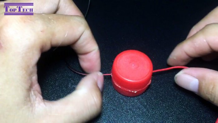 Как сделать вольтметр без питания