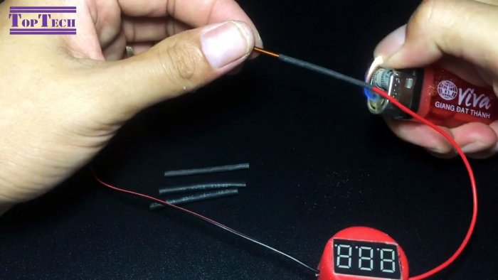 Как сделать вольтметр без питания