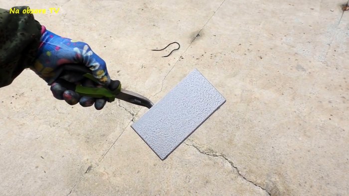 Неплохая идея по использования старого аккумулятора