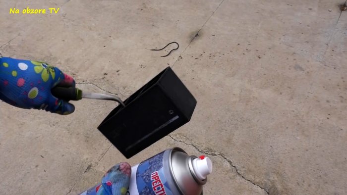 Неплохая идея по использования старого аккумулятора