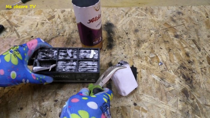 Неплохая идея по использования старого аккумулятора