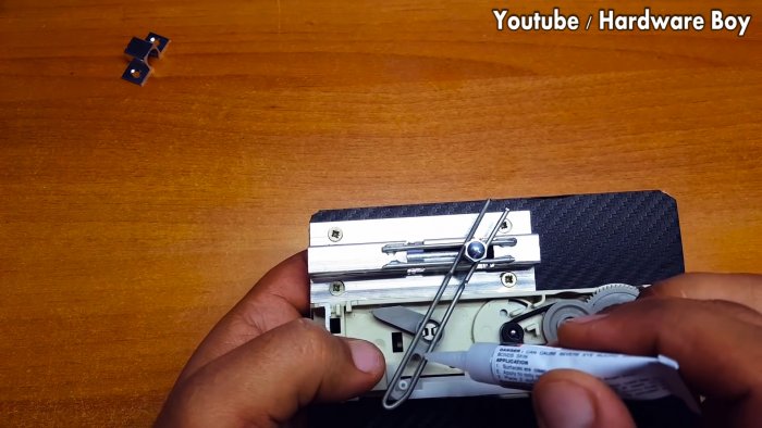 Как из DVD привода сделать электронный замок