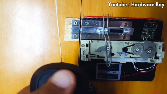 Как из DVD привода сделать электронный замок