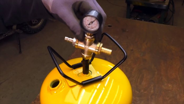 Пескоструйная установка из авто свечи и небольшого газового баллона