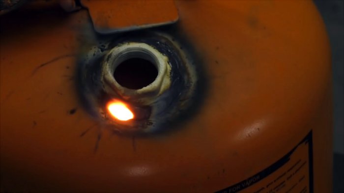 Пескоструйная установка из авто свечи и небольшого газового баллона