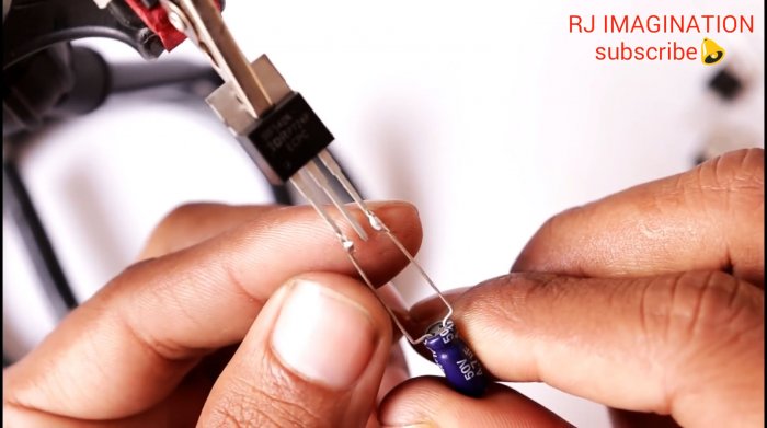 Как без микросхем на трех транзисторах собрать контроллер переключения RGB ленты