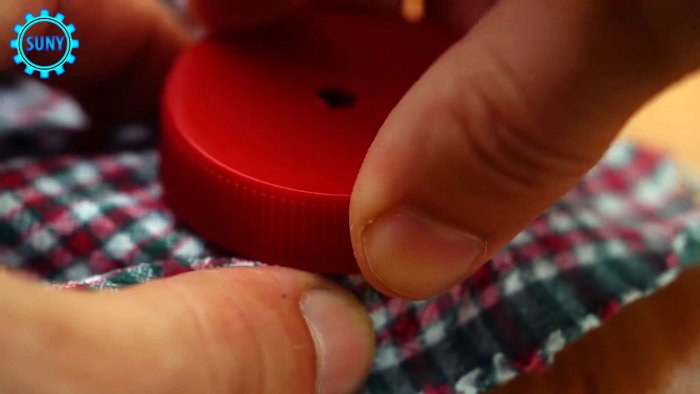 5 полезных поделок из горлышек и ручек пластиковых бутылок