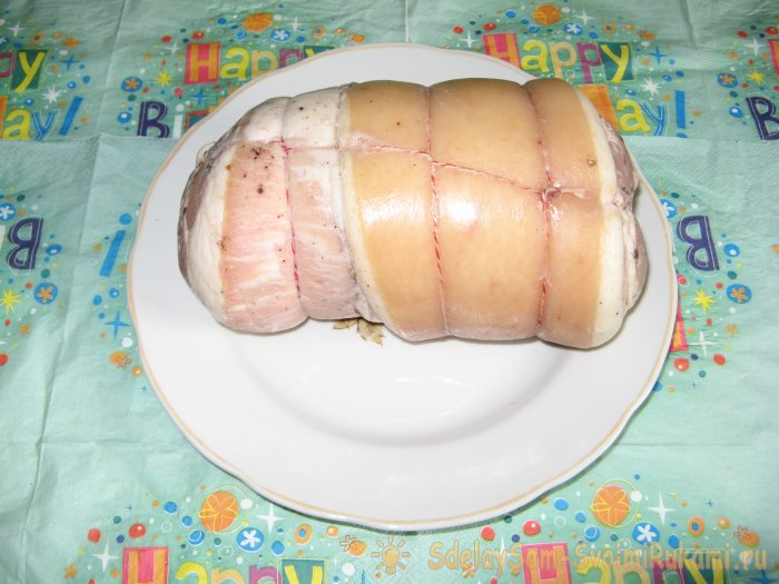 Новичкам в мясных деликатесах как приготовить рулет из свиной грудинки