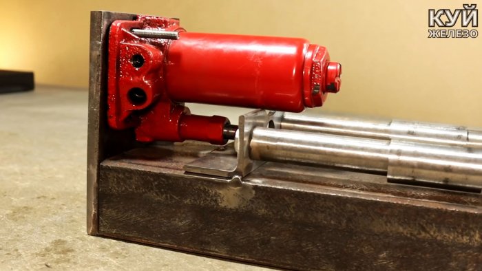 Как из домкрата сделать мощнейшие тиски - пресс