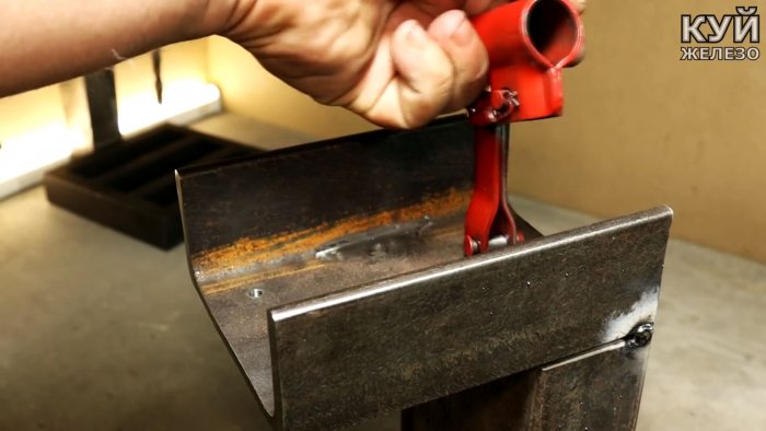 Как из домкрата сделать мощнейшие тиски - пресс