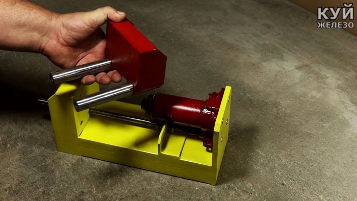 Как из домкрата сделать мощнейшие тиски - пресс