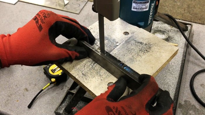 Как переплавить крышки от ПЭТ бутылок в полезный инструмент