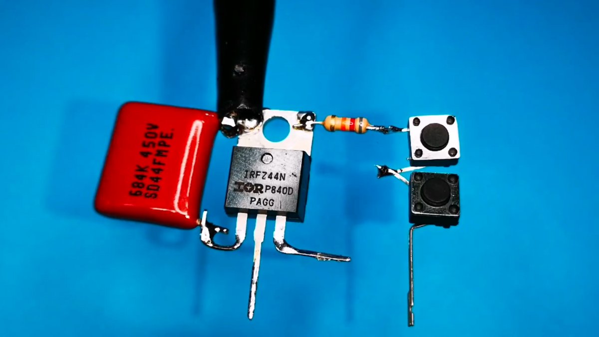 Как сделать кнопочный электронный регулятор на одном транзисторе. Прощай переменный резистор