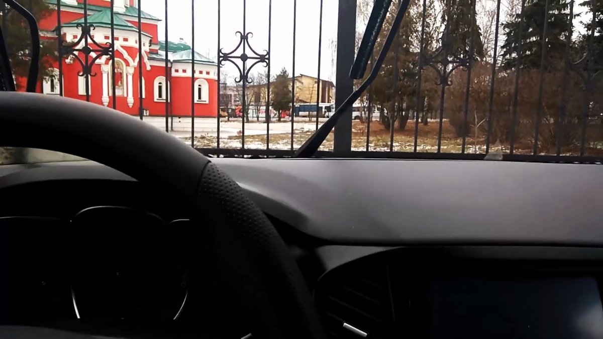 Авто лайфхак: В зимнее время используйте сервисный режим дворников