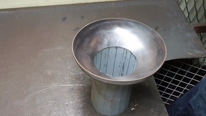 Как сделать мангал из газового баллона под топливный брикет