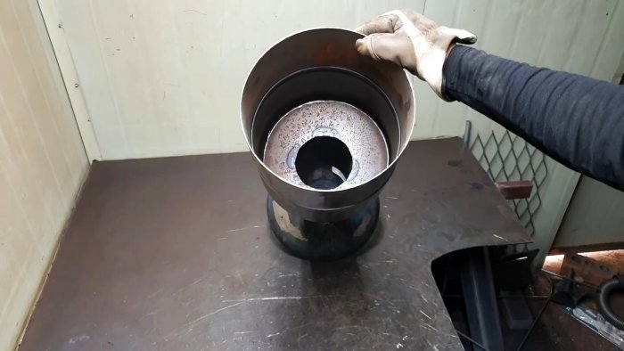 Как сделать мангал из газового баллона под топливный брикет