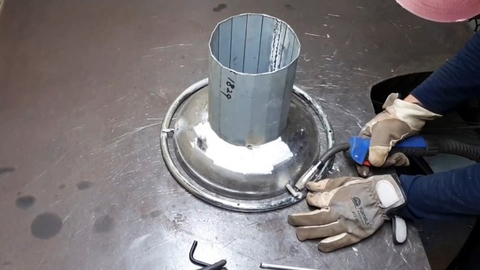 Как сделать мангал из газового баллона под топливный брикет