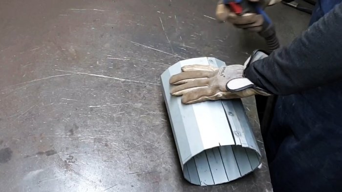 Как сделать мангал из газового баллона под топливный брикет