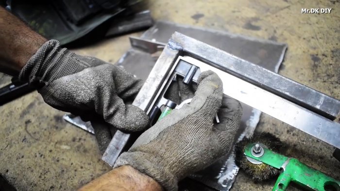 Как из тормозной колодки и газлифта сделать кондуктор для быстрой сварки