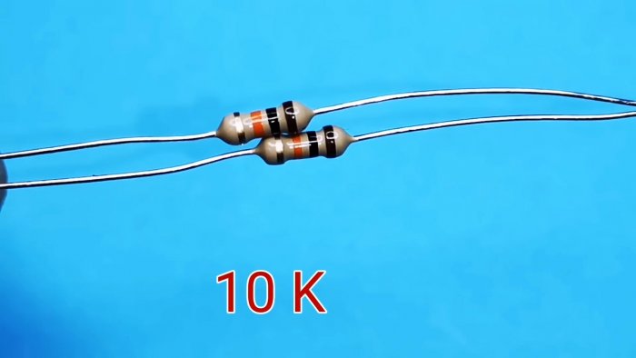 Как сделать схему для управления двигателем Включение и реверс двумя кнопками