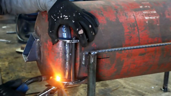 Как сделать несложную печь для гаража из газового баллона