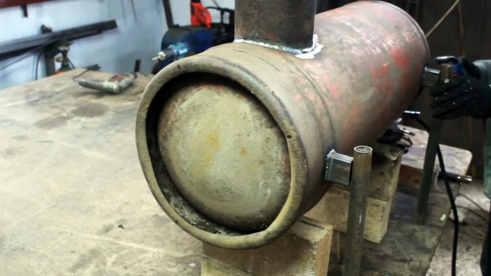 Как сделать несложную печь для гаража из газового баллона