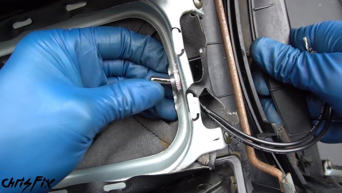 Как установить противоугонный переключатель в машину чтобы он был всегда под рукой