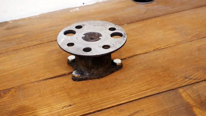 Как из старой ступицы сделать поворотный органайзер для инструмента