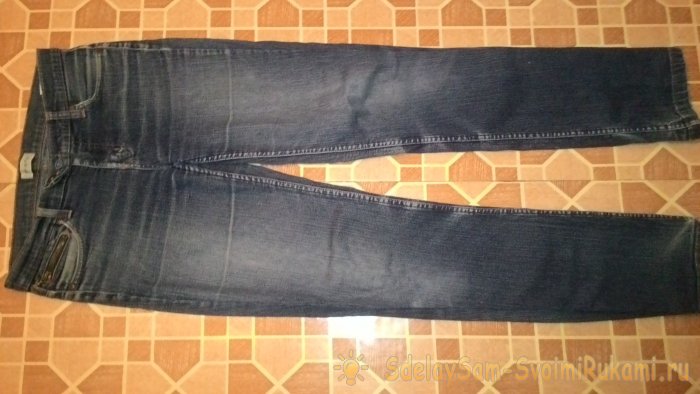 Лайфхак как уменьшить джинсы на 12 размера