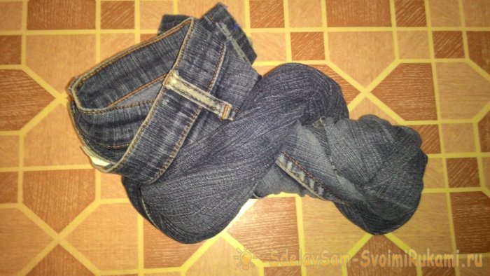 Лайфхак как уменьшить джинсы на 12 размера